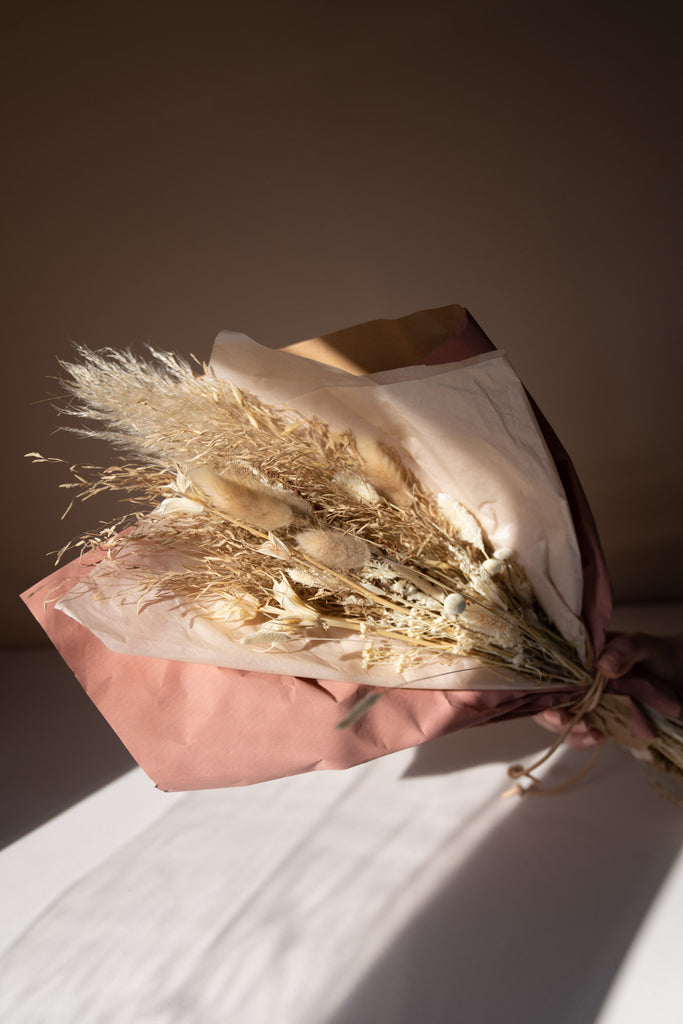 'Alaya' - Dried Flower Bouquet