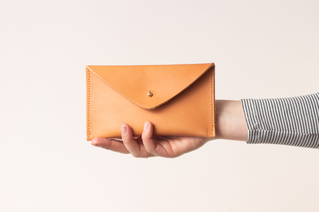 The Midi Caramel Tan Leather Purse