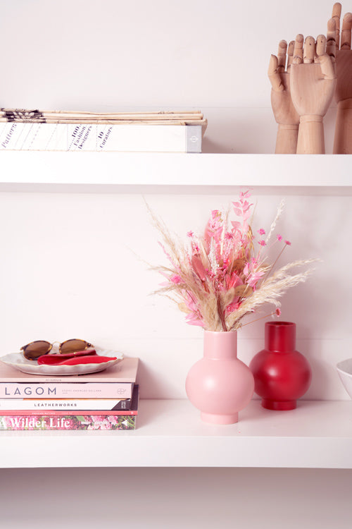 'Willow-Everlasting' Dried Flower Bouquet and Personalised Pink Keyring