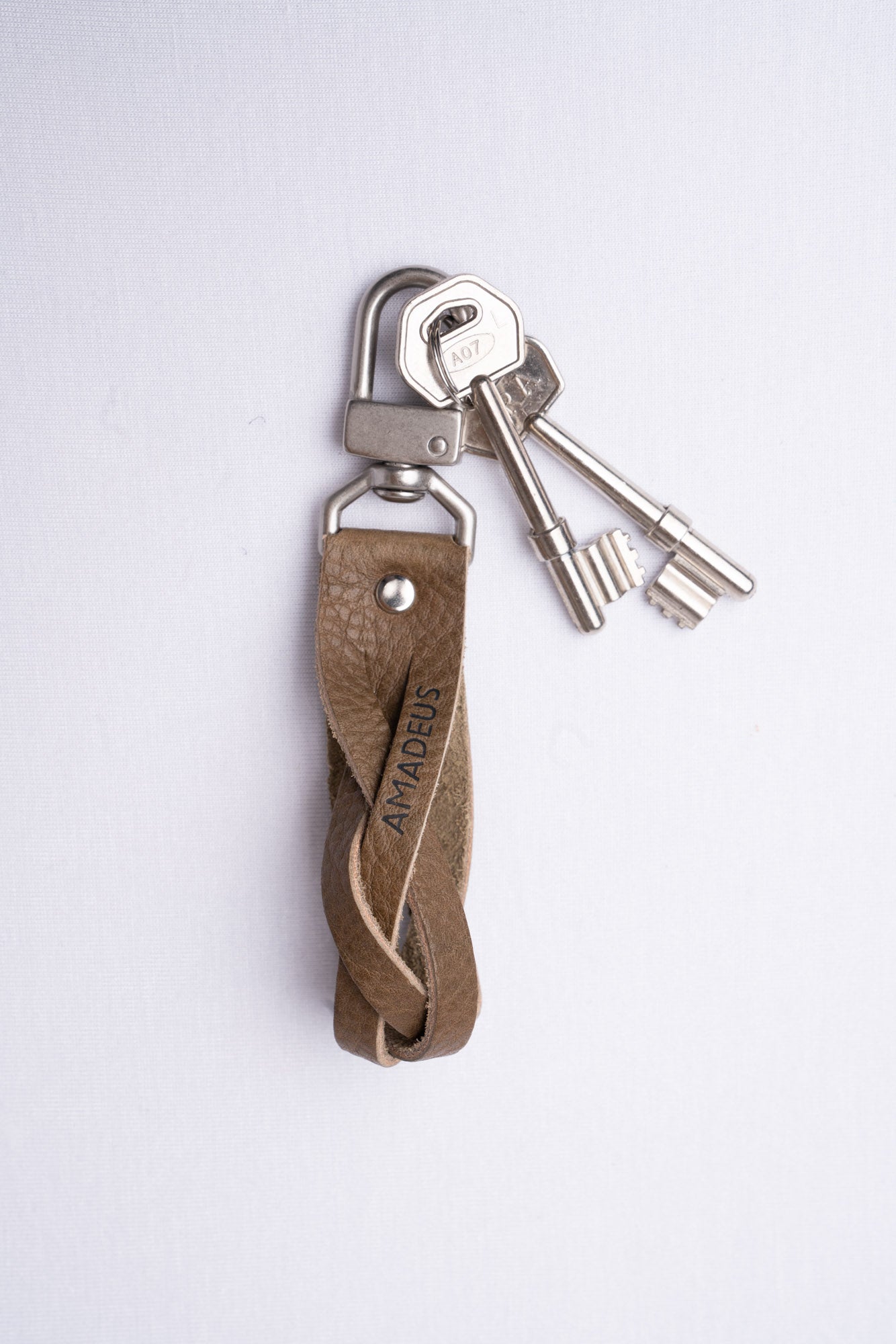 Olive Braided Leather Keyring | Willow & Hive