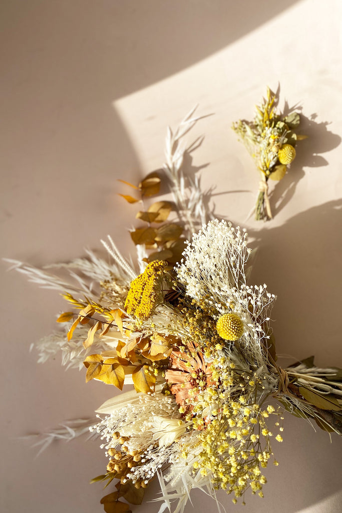 Yellow and white Bridal bouquet and boutonniere 