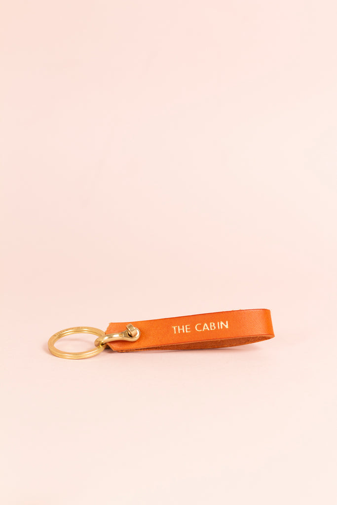 personalised slimline tan shackle keychain