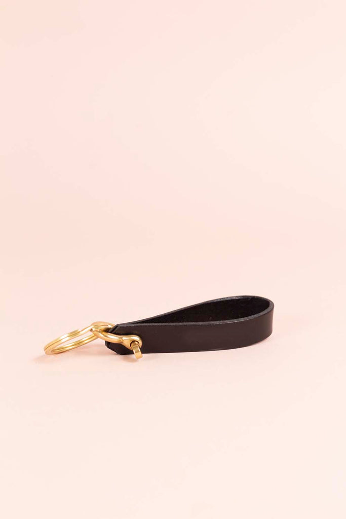 personalised slimline black shackle keychain