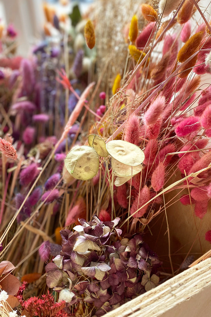 Surprise Me! - Loose Letterbox Flowers